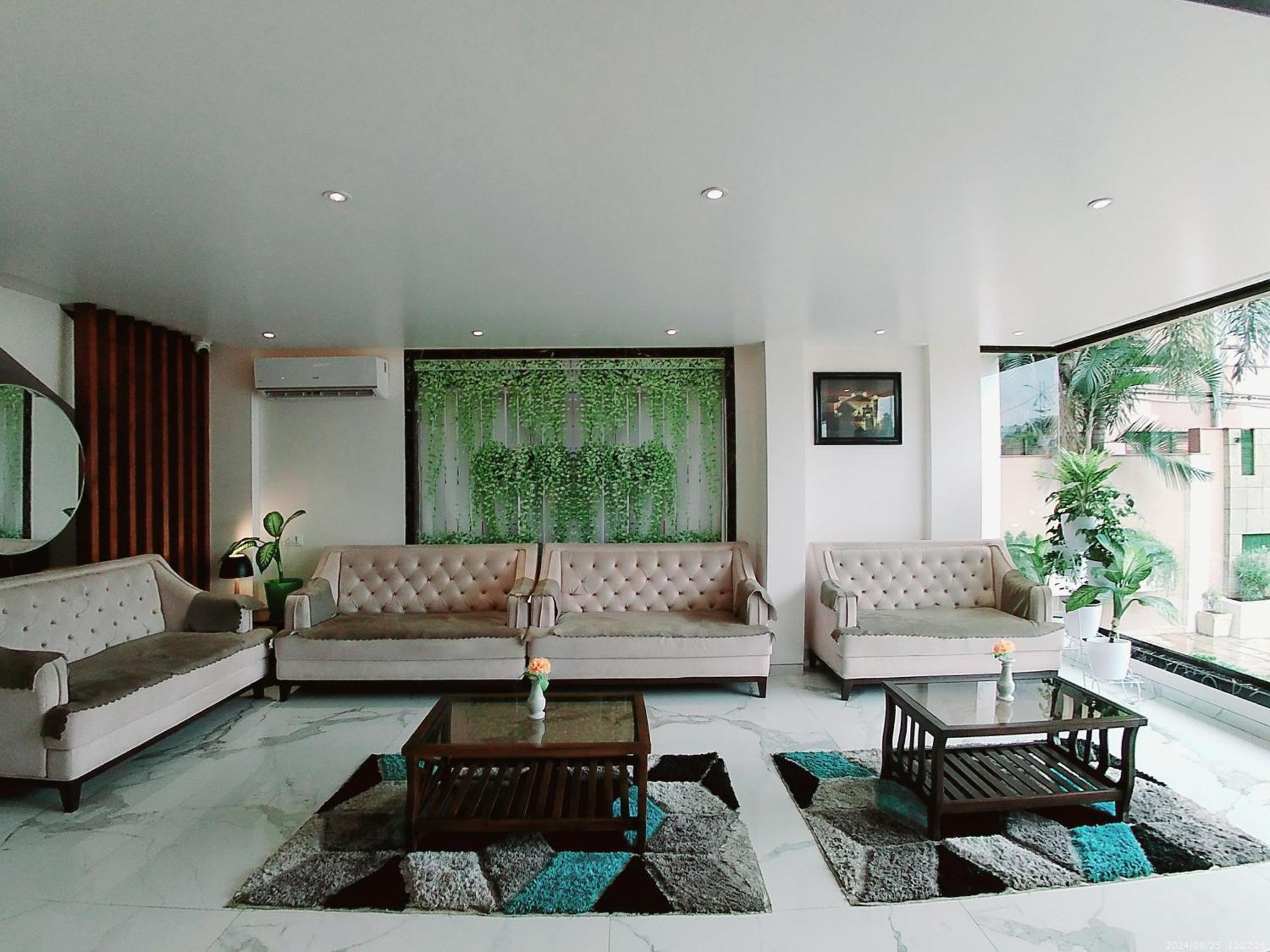 Hotel Sai Pratik, Newly Built Up, Complimentary Shuttle To The Temple Shirdi Zewnętrze zdjęcie